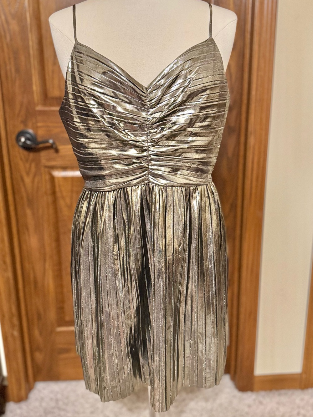 NET MICHAEL KORS Size 14 Metallic Gold Pleated Spaghetti-Strap Cocktail Dress